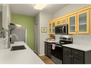 Photo #3: 241494212 Listing 