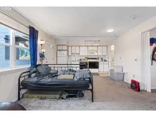 Photo #2: 24149874 Listing 