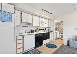 Photo #6: 24149874 Listing 