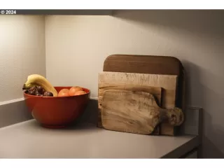 Photo #3: 24150326 Listing