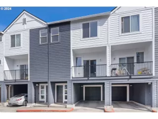 Photo #2: 24151995 Listing