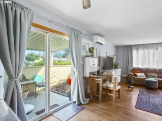 Photo #2: 24152332 Listing 