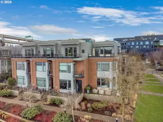 Photo #1: 24153026 Listing