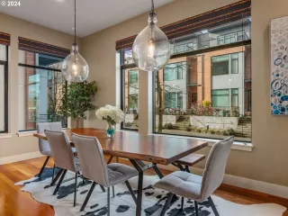 Photo #5: 24153026 Listing