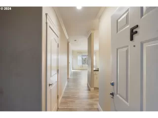 Photo #2: 24153184 Listing 