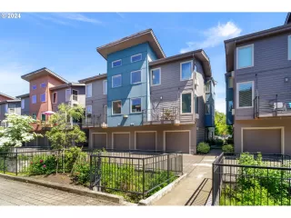 Photo #1: 24153464 Listing