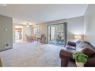 Photo #1: 24155265 Listing 