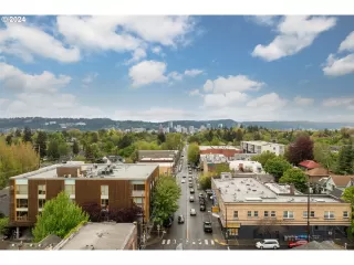 Photo #2: 24156102 Listing 