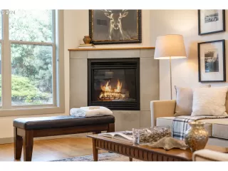 Photo #6: 24156427 Listing 