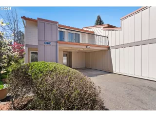 Photo #2: 24157623 Listing 