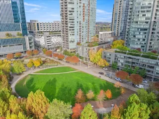 Photo #1: 24157863 Listing