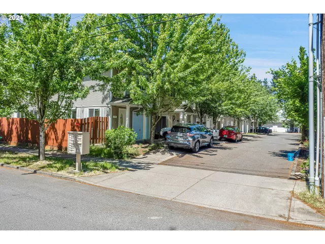 MLS: 24158968 Condo For Sale