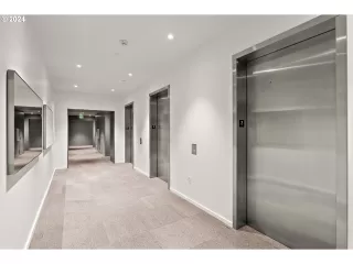 Photo #3: 24160566 Listing 