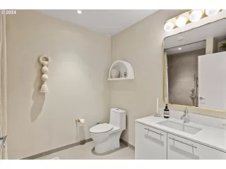 Photo #5: 24160566 Listing 