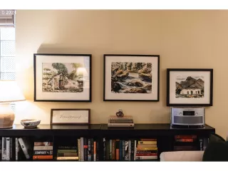 Photo #5: 24161350 Listing