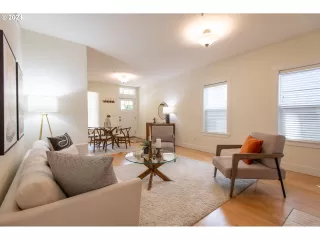 Photo #5: 24161656 Listing 