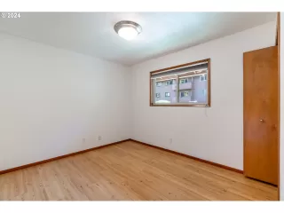 Photo #1: 24163684 Listing