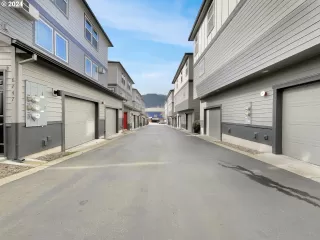 Photo #3: 24164255 Listing 