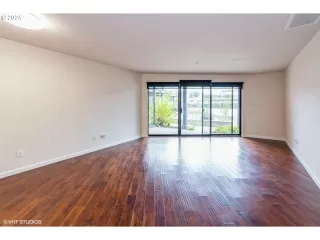 Photo #3: 24164442 Listing