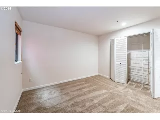 Photo #6: 24164442 Listing