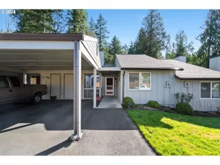 Photo #1: 24164689 Listing