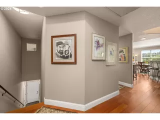 Photo #5: 24166022 Listing 