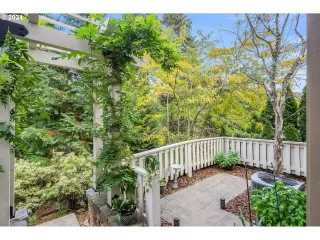 Photo #4: 24166169 Listing 