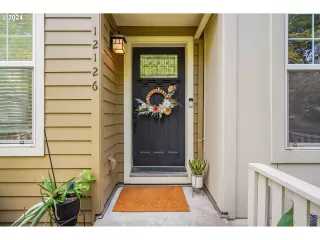 Photo #5: 24166169 Listing 