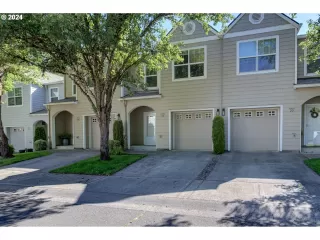 Photo #2: 24166555 Listing