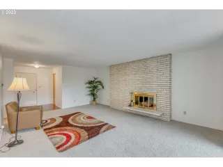 Photo #6: 24167842 Listing 