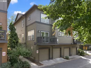 Photo #1: 24171266 Listing