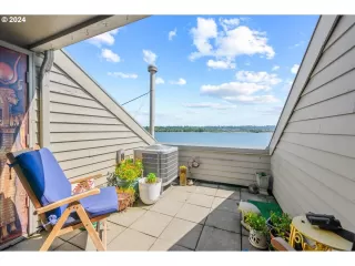 Photo #1: 24171728 Listing