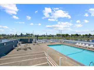 Photo #2: 24171728 Listing