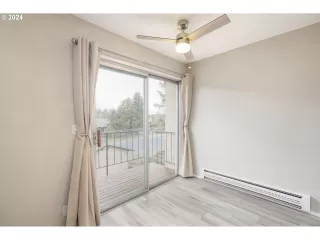 Photo #3: 24174960 Listing