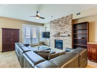 Photo #3: 24175054 Listing