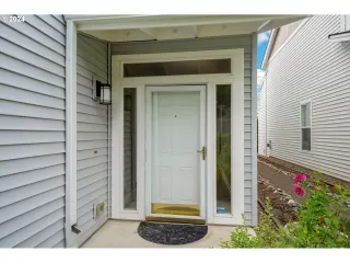 Photo #3: 24175850 Listing