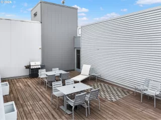 Photo #1: 24176350 Listing 