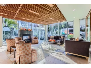 Photo #2: 24177472 Listing