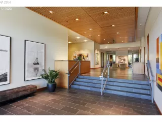 Photo #2: 24177539 Listing 