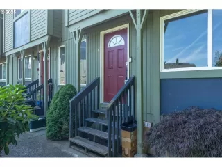 Photo #2: 24181518 Listing