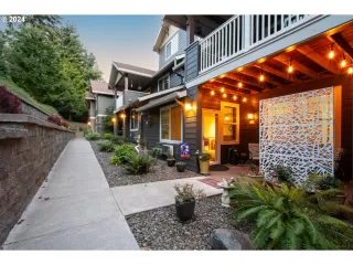 Photo #2: 24182374 Listing 