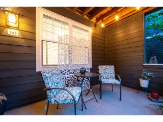 Photo #5: 24182374 Listing 