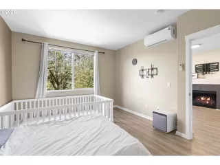 Photo #3: 24182574 Listing