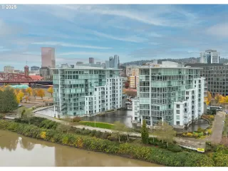 Photo #3: 24182579 Listing 