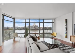 Photo #6: 24182579 Listing 