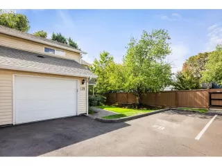 Photo #3: 24182838 Listing