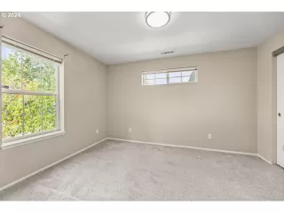 Photo #6: 24182838 Listing