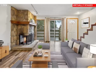 Photo #4: 24182957 Listing