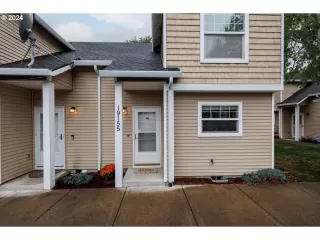 More Details about MLS # 24183777 : 19155 SE YAMHILL ST 16