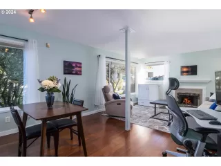 More Details about MLS # 24184976 : 5858 S RIVERIDGE LN 25